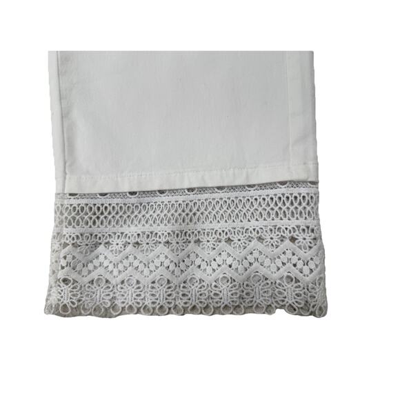 NWT Soft Surroundings Womens Size 8P Wide Leg Cropped Jeans w/ Lace Hem White - Picture 7 of 10